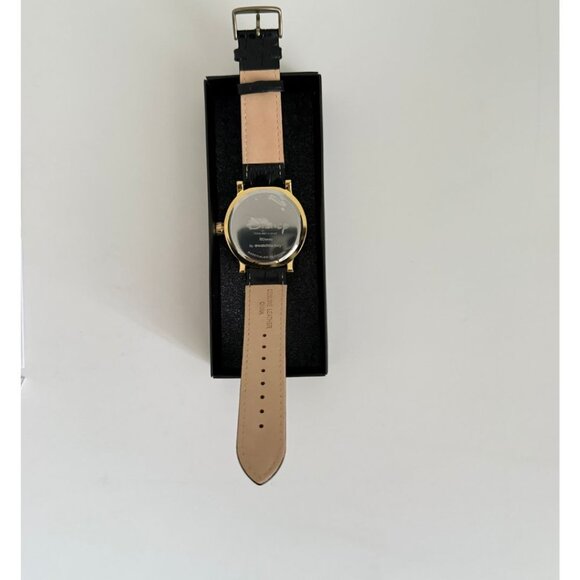 NWT - Disney Mickey Mouse Adult Vintage Analog Quartz Watch - Picture 5 of 16